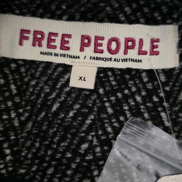 Free People Women's Layers  Crop‎ Fit Tweed Jacket XL - Picture 10 of 14